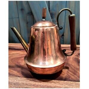 389. Spartan Copper Teapot Wooden Handle